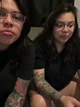 Snapshot of drizzypeach602 chatting on September 17, 2025, 3:19 am drizzypeach602 online show from September 17, 2025, 3:19 am