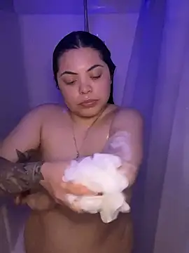 Snapshot of drizzypeach602 chatting on February 14, 2025, 8:42 am drizzypeach602 online show from February 14, 2025, 8:42 am