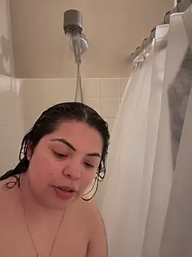 Snapshot of drizzypeach602 chatting on February 20, 2025, 5:01 am drizzypeach602 online show from February 20, 2025, 5:01 am