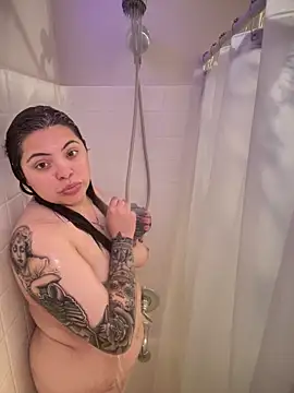 Snapshot of drizzypeach602 chatting on February 28, 2025, 6:43 am drizzypeach602 online show from February 28, 2025, 6:43 am