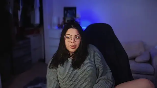 Snapshot of drizzypeach602 chatting on February 13, 2025, 2:12 am drizzypeach602 online show from February 13, 2025, 2:12 am