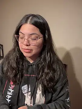 Snapshot of drizzypeach602 chatting on February 24, 2025, 8:49 am drizzypeach602 online show from February 24, 2025, 8:49 am