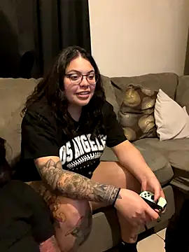 Snapshot of drizzypeach602 chatting on September 14, 2025, 3:29 am drizzypeach602 online show from September 14, 2025, 3:29 am