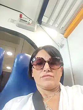 Snapshot of Althea_Love chatting on October 6, 2025, 8:04 am Althea Love online show from October 6, 2025, 8:04 am