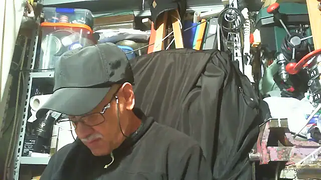 Snapshot of nonnomaturobisex chatting on October 9, 2025, 9:32 am nonnomaturobisex online show from October 9, 2025, 9:32 am