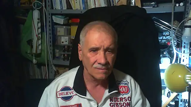 Snapshot of nonnomaturobisex chatting on October 3, 2025, 9:00 am nonnomaturobisex online show from October 3, 2025, 9:00 am