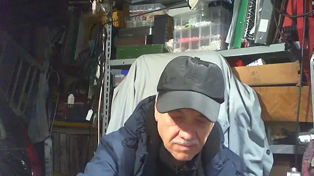 nonnomaturobisex online show from December 16, 2025, 8:18 am