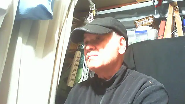 Snapshot of nonnomaturobisex chatting on October 13, 2025, 8:16 am nonnomaturobisex online show from October 13, 2025, 8:16 am