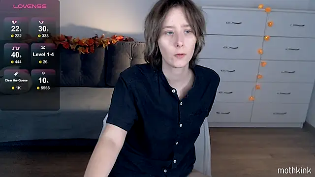 Snapshot of mothkink chatting on October 23, 2025, 6:06 pm mothkink online show from October 23, 2025, 6:06 pm