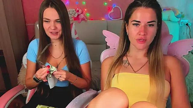 ivannatompsonnn online show from May 20, 2026, 3:03 am