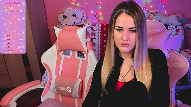 Snapshot of ivannatompsonnn chatting on February 2, 2025, 6:14 am ivannatompsonnn online show from February 2, 2025, 6:14 am