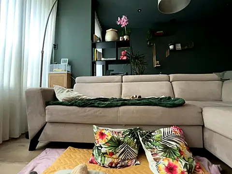 CurvyKimmy1 online show from October 22, 2025, 1:10 pm