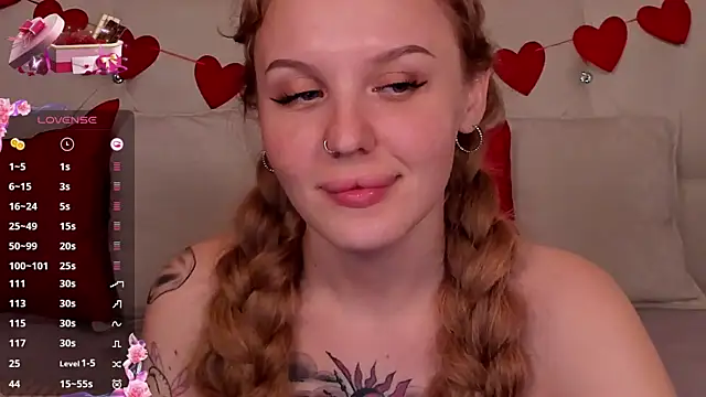 LianaFord online show from February 14, 2025, 10:47 pm
