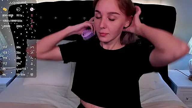 Snapshot of LianaFord chatting on September 22, 2025, 7:31 pm LianaFord online show from September 22, 2025, 7:31 pm