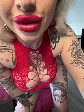 Snapshot of JennaLinn chatting on September 21, 2025, 3:17 pm JennaLinn online show from September 21, 2025, 3:17 pm