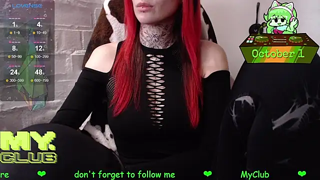 Snapshot of Witch_Emma chatting on October 1, 2025, 7:51 pm Witch Emma online show from October 1, 2025, 7:51 pm