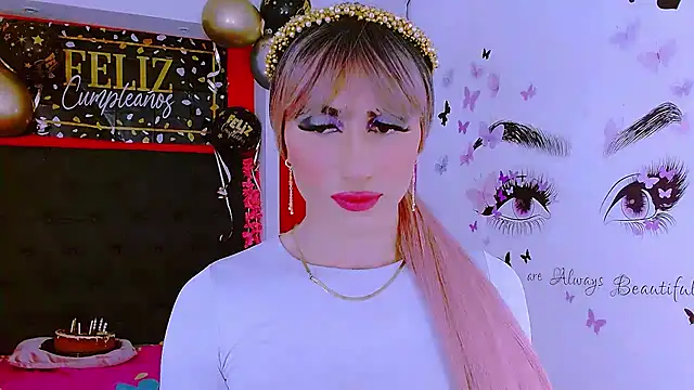priscilahotker online show from February 26, 2025, 10:16 am