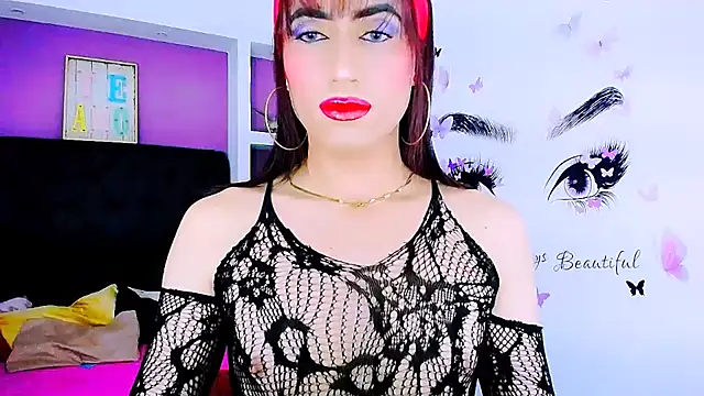priscilahotker online show from September 12, 2025, 4:12 am