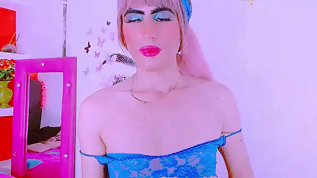 priscilahotker online show from February 15, 2025, 9:06 pm