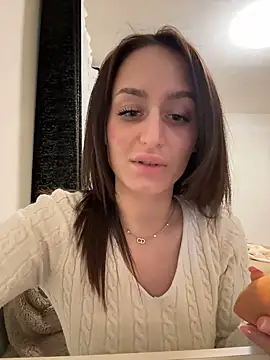 Snapshot of Zeyna1 chatting on March 3, 2025, 5:20 pm Zeyna1 online show from March 3, 2025, 5:20 pm