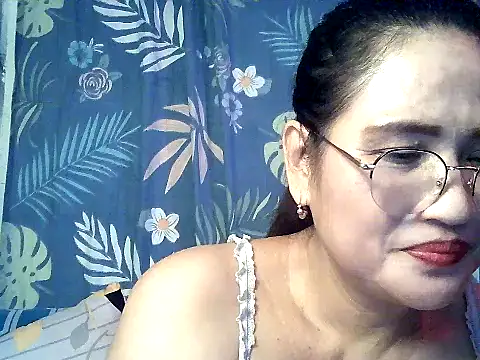 Snapshot of Amazing_Angel22 chatting on September 24, 2025, 3:46 am Amazing Angel22 online show from September 24, 2025, 3:46 am