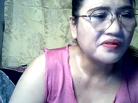 Snapshot of Amazing_Angel22 chatting on October 24, 2025, 7:02 pm Amazing Angel22 online show from October 24, 2025, 7:02 pm