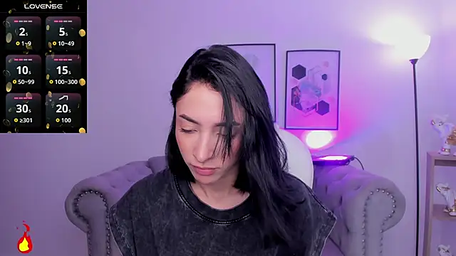 barbie scoth  online show from December 3, 2025, 8:08 pm