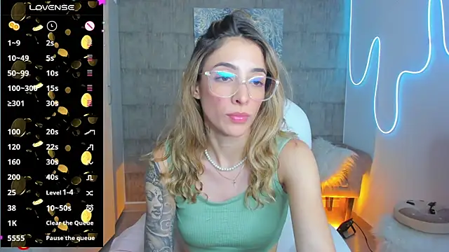 Snapshot of barbie_scoth_ chatting on January 11, 2025, 3:55 am barbie scoth online show from January 11, 2025, 3:55 am
