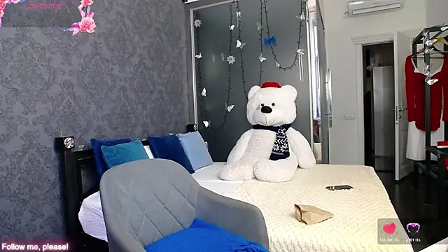 Snapshot of KateJonson chatting on September 30, 2025, 7:03 am KateJonson online show from September 30, 2025, 7:03 am