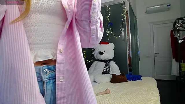 Snapshot of KateJonson chatting on September 23, 2025, 6:20 am KateJonson online show from September 23, 2025, 6:20 am