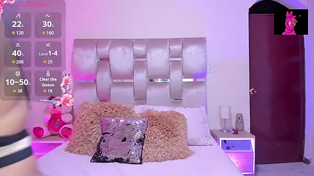 Snapshot of MelanyShayk chatting on October 19, 2025, 1:52 am MelanyShayk online show from October 19, 2025, 1:52 am