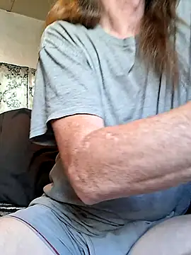truckerlove69 online show from July 16, 2026, 3:31 pm
