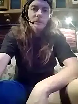 Snapshot of truckerlove69 chatting on February 19, 2025, 3:17 am truckerlove69 online show from February 19, 2025, 3:17 am