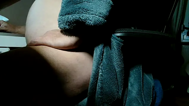 suedel65 online show from September 18, 2025, 3:20 am