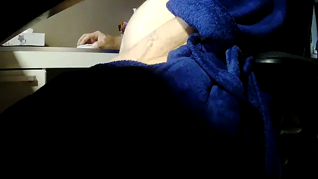 Snapshot of suedel65 chatting on January 16, 2026, 2:59 am suedel65 online show from January 16, 2026, 2:59 am