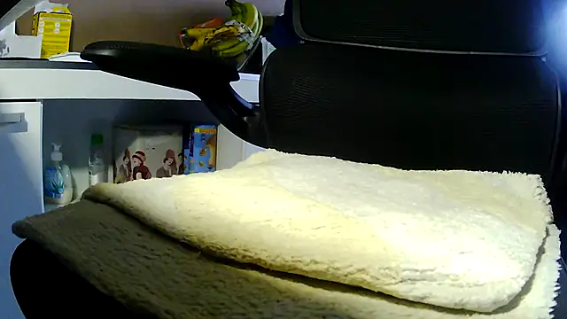 Snapshot of suedel65 chatting on January 18, 2026, 3:26 pm suedel65 online show from January 18, 2026, 3:26 pm