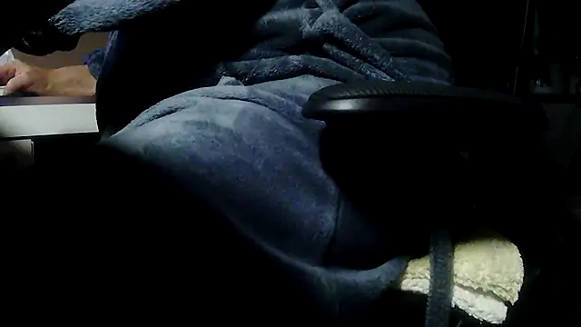 Snapshot of suedel65 chatting on February 7, 2026, 4:31 am suedel65 online show from February 7, 2026, 4:31 am