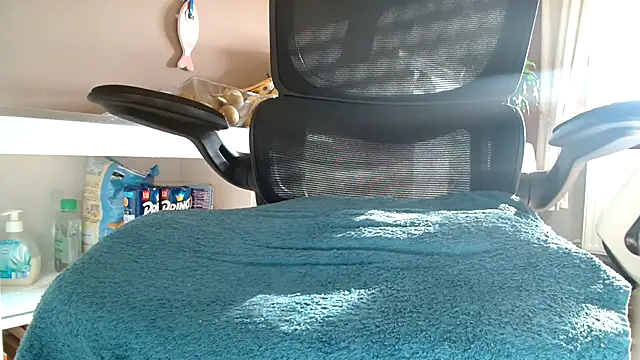 suedel65 online show from October 1, 2025, 2:21 pm