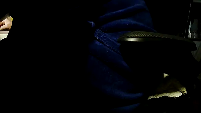 Snapshot of suedel65 chatting on January 17, 2026, 3:21 am suedel65 online show from January 17, 2026, 3:21 am