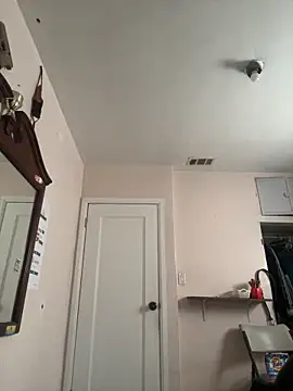 imyogi23 online show from February 19, 2026, 10:07 pm