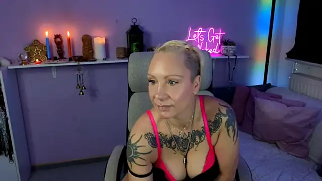 Jan ina online show from November 3, 2025, 6:51 am