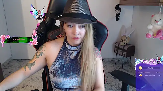 Snapshot of pink-2022 chatting on March 18, 2025, 6:06 pm pink-2022 online show from March 18, 2025, 6:06 pm