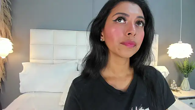  BunnyNaugthy online show from March 27, 2026, 5:25 pm