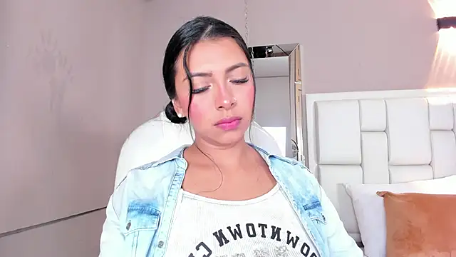  BunnyNaugthy online show from September 27, 2025, 12:11 pm