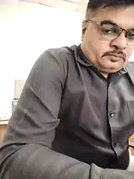 Desi Londa 143 online show from April 13, 2026, 5:11 am