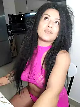 hot-babygirl online show from June 30, 2026, 8:09 pm