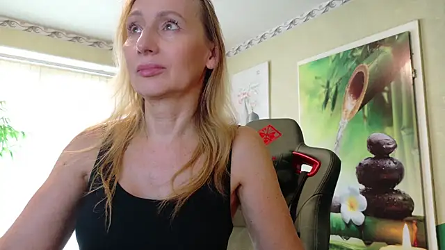 HotLana69 online show from July 20, 2026, 6:54 am