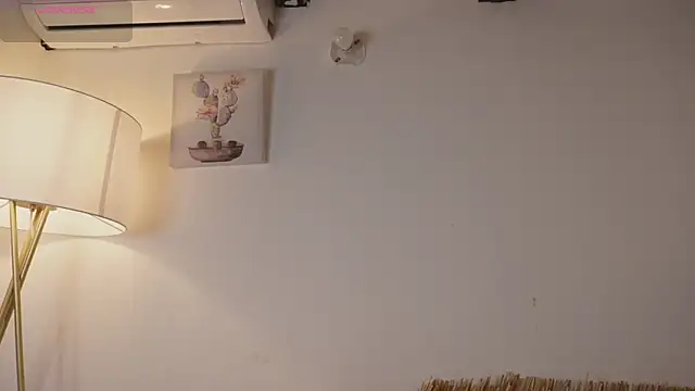 bunnycuteshy online show from May 12, 2026, 12:55 pm