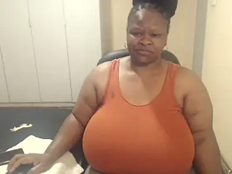 sweetnoziexx online show from February 20, 2025, 1:08 pm