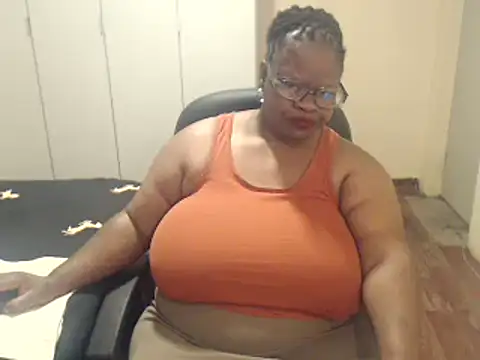 sweetnoziexx online show from March 13, 2025, 2:33 pm
